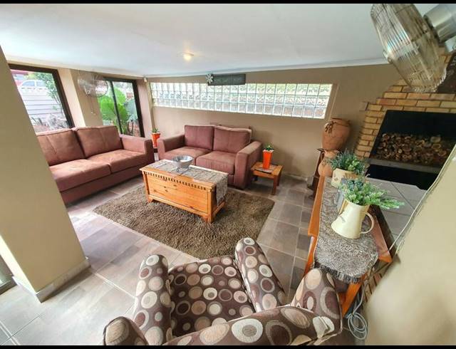 3 BEDROOM HOUSE FOR SALE IN MONTANA TUINE